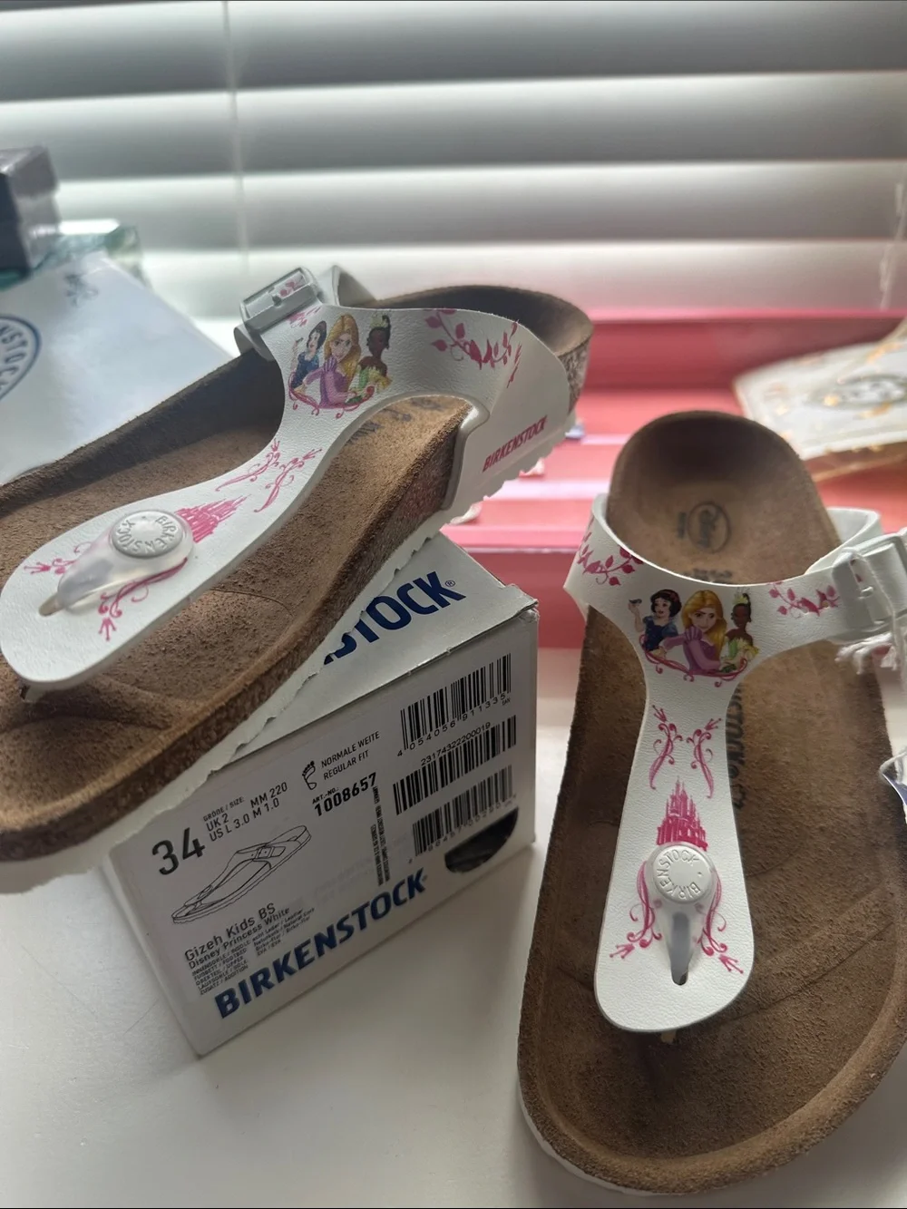 Birkenstock girls Kids White Princess T-Strap Sandals NWT size 3